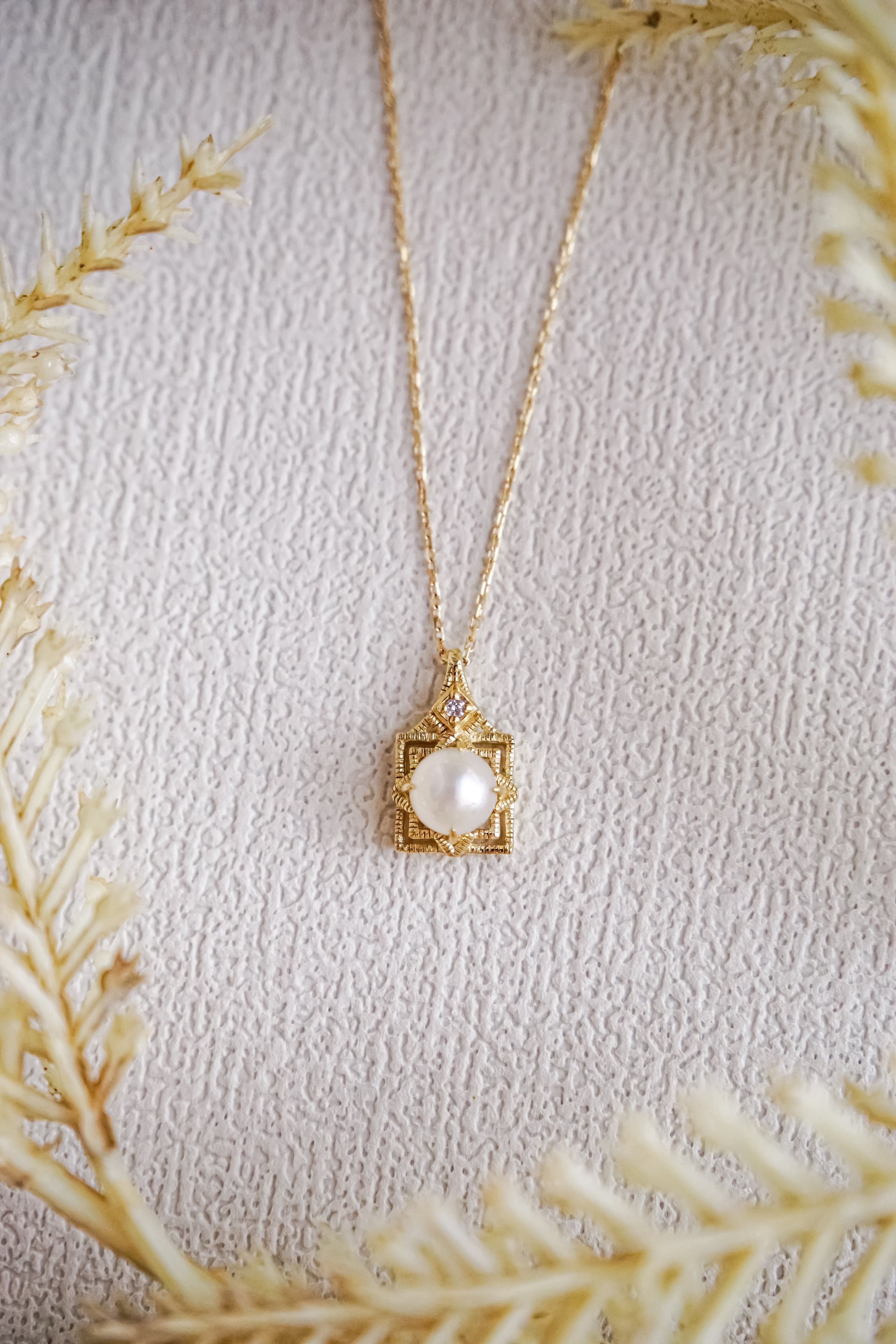 日本製K金方形AKOYA珍珠鑽石項鍊正面