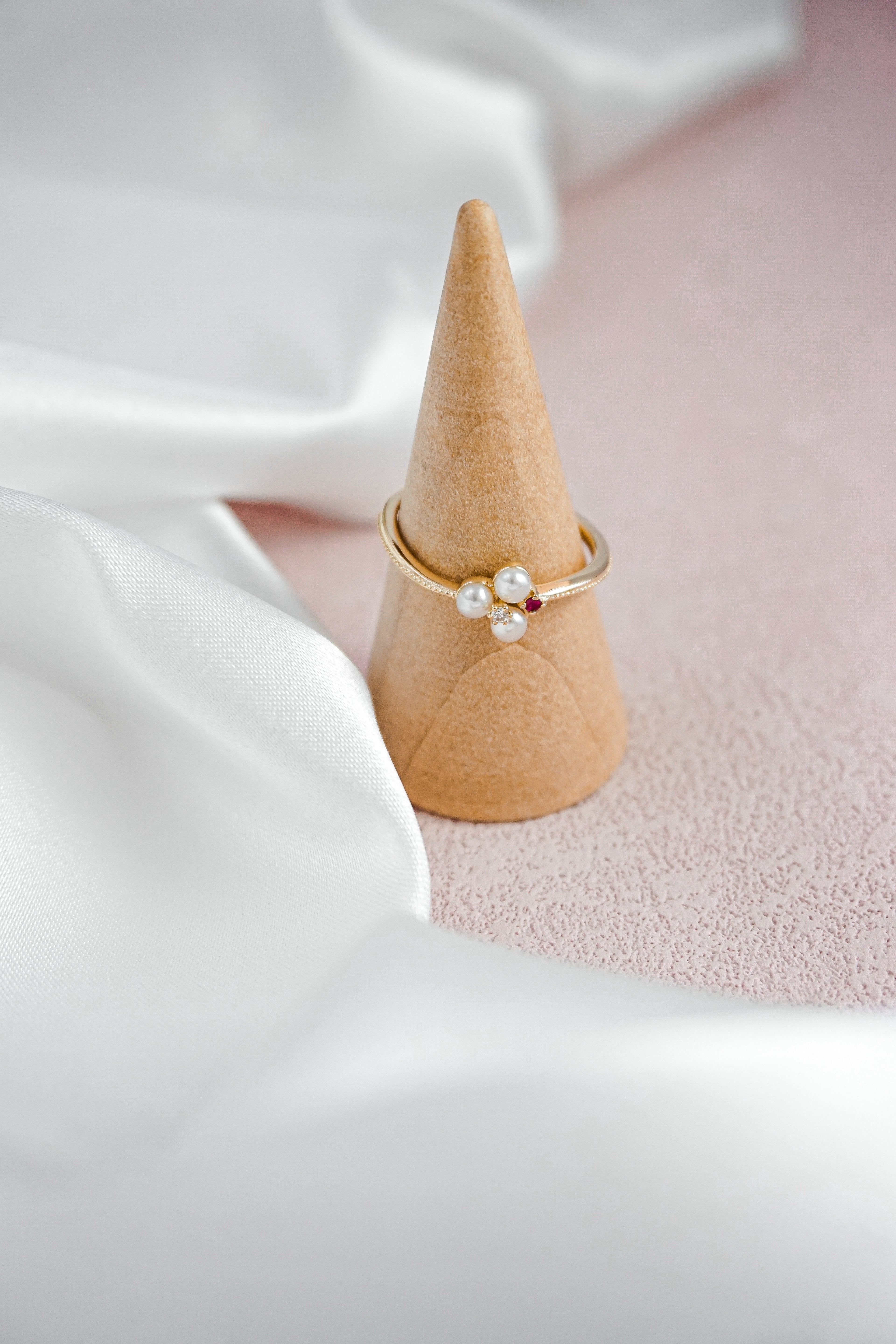 日本製K金珍珠紅寶石鑽石戒指正面