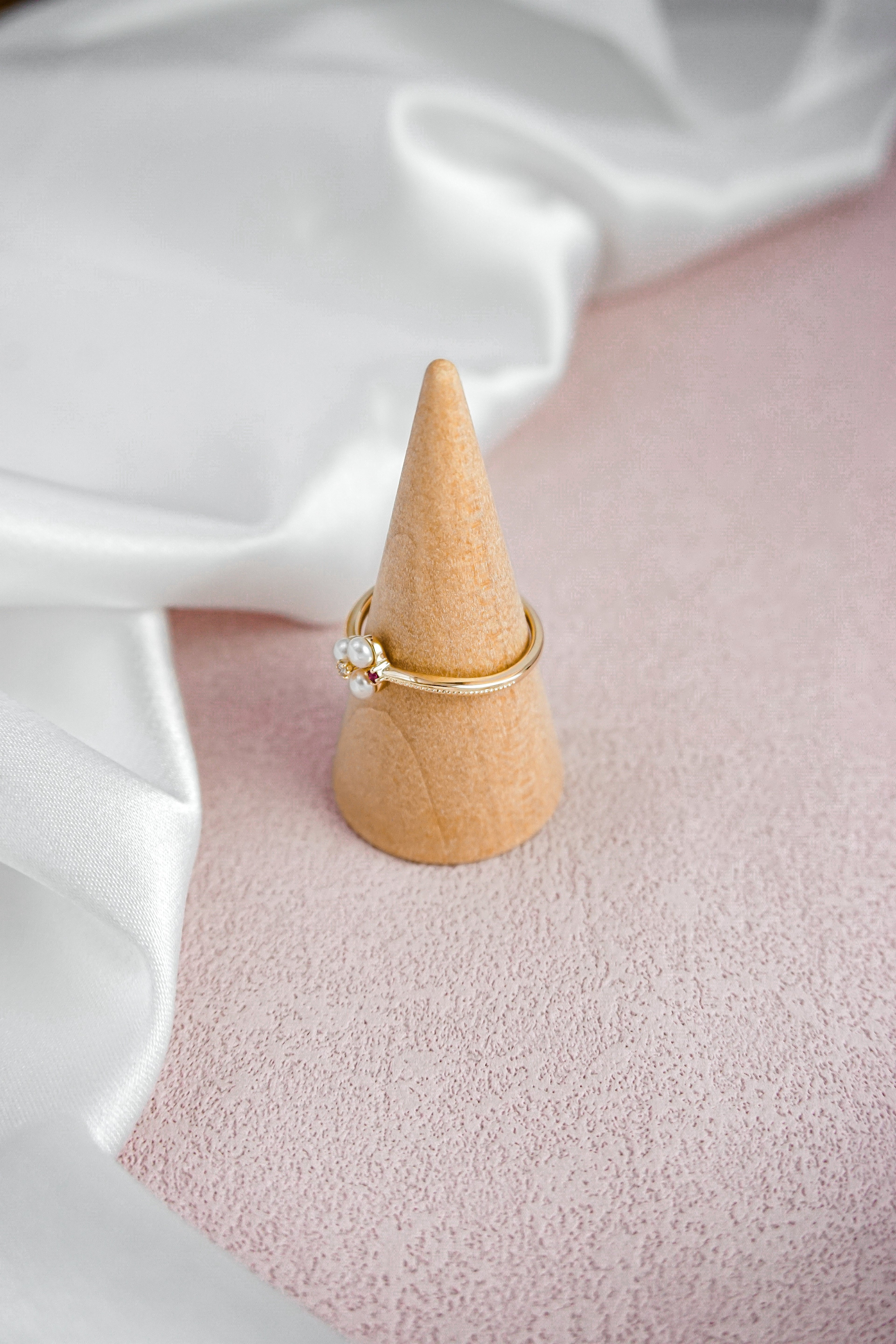 日本製K金珍珠紅寶石鑽石戒指側面