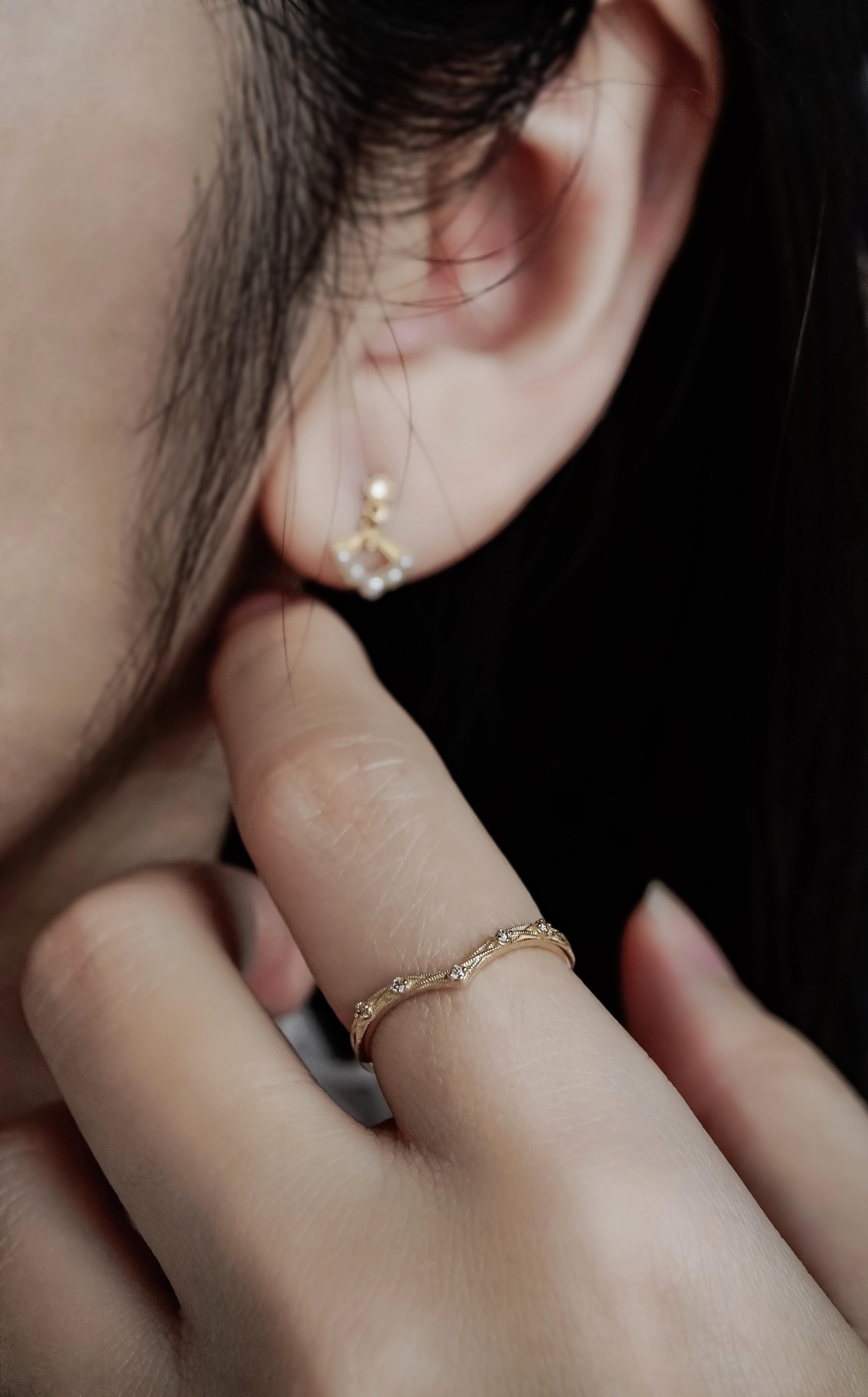 日本製10K金18K金V形鑽石戒指線戒真人佩戴效果圖