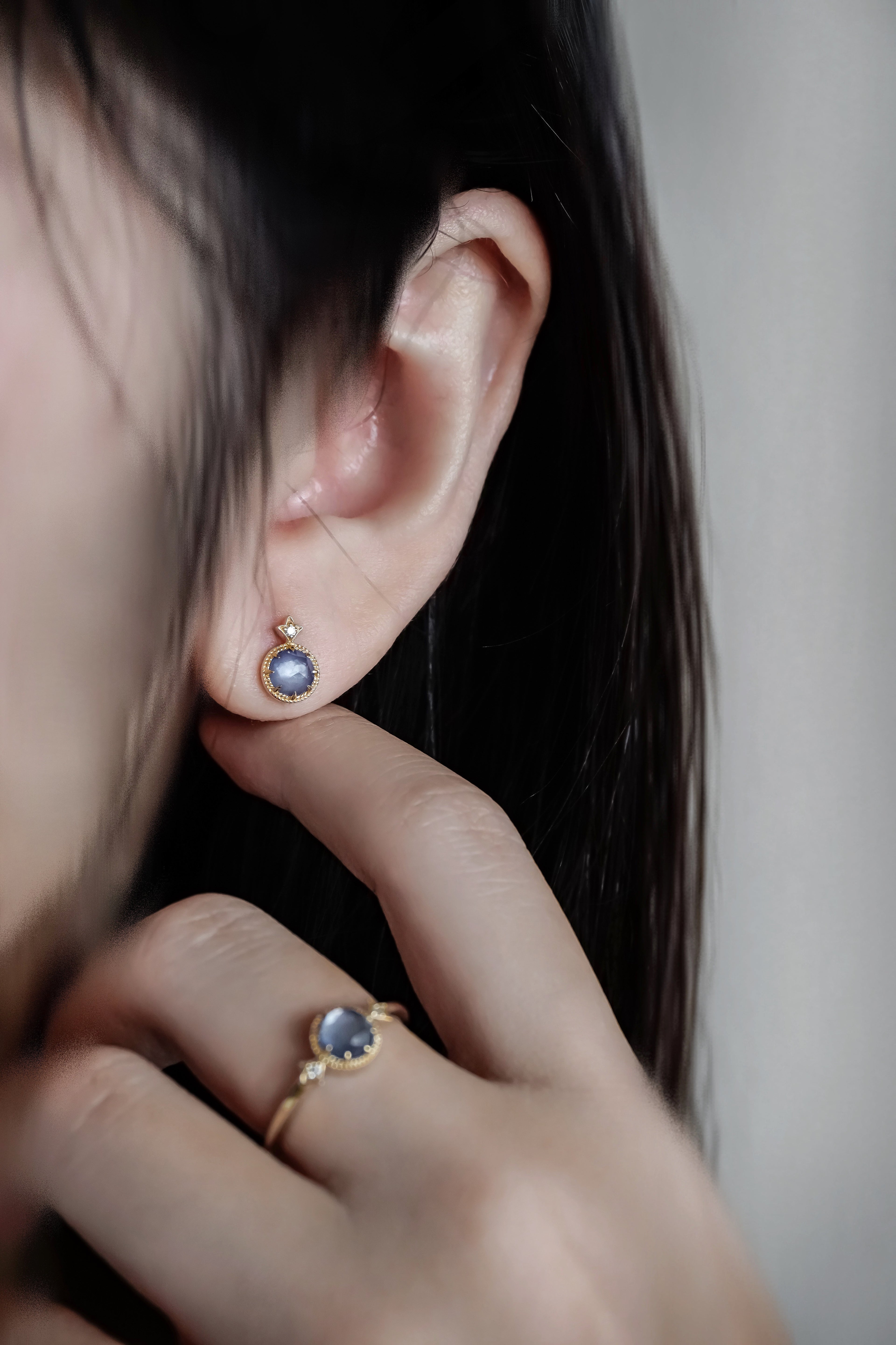 日本製10K金18K金藍寶石鑽石戒指耳環耳釘套裝真人佩戴效果圖