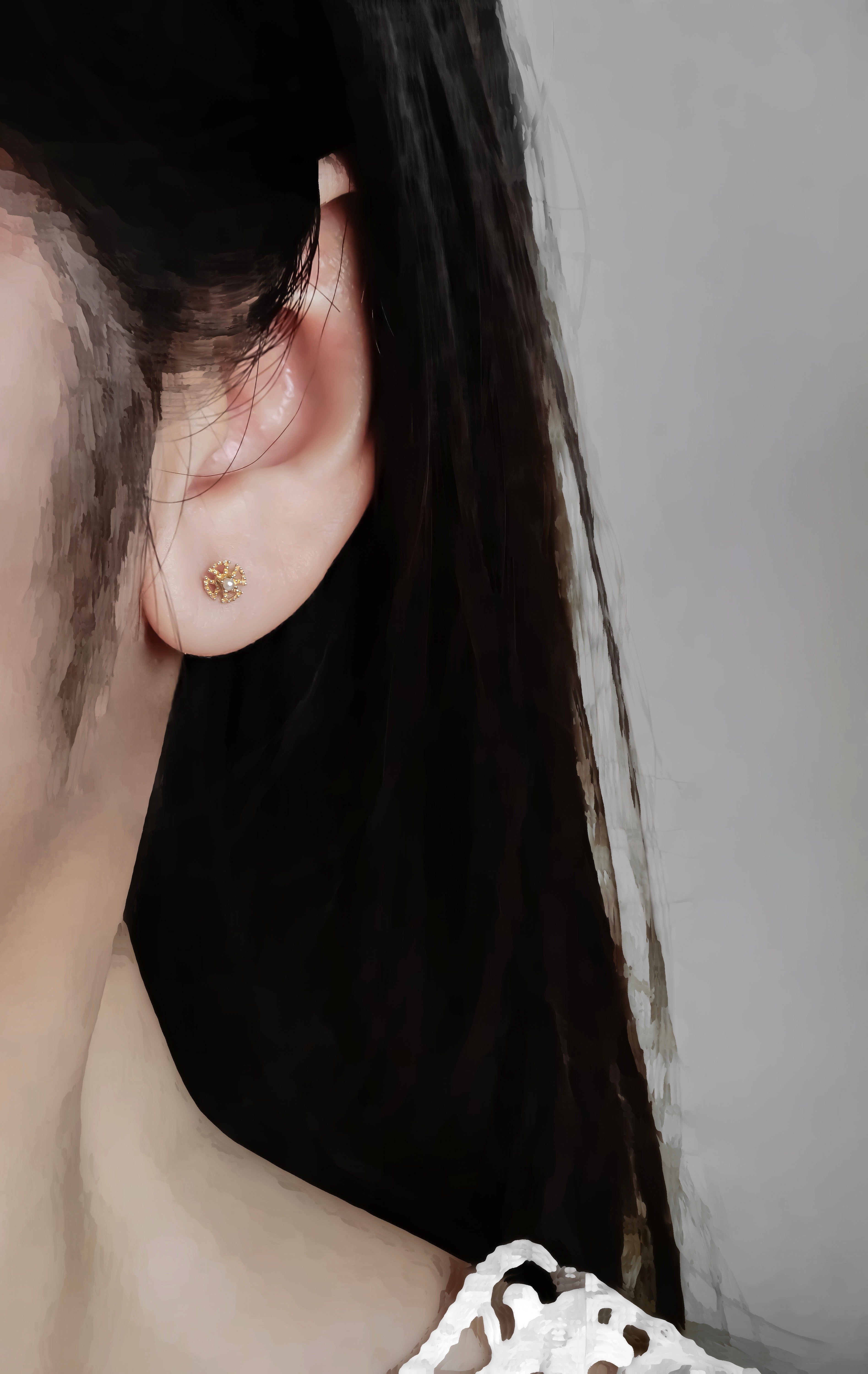 日本製10K金18K金風車珍珠耳環耳釘真人佩戴效果圖遠拍