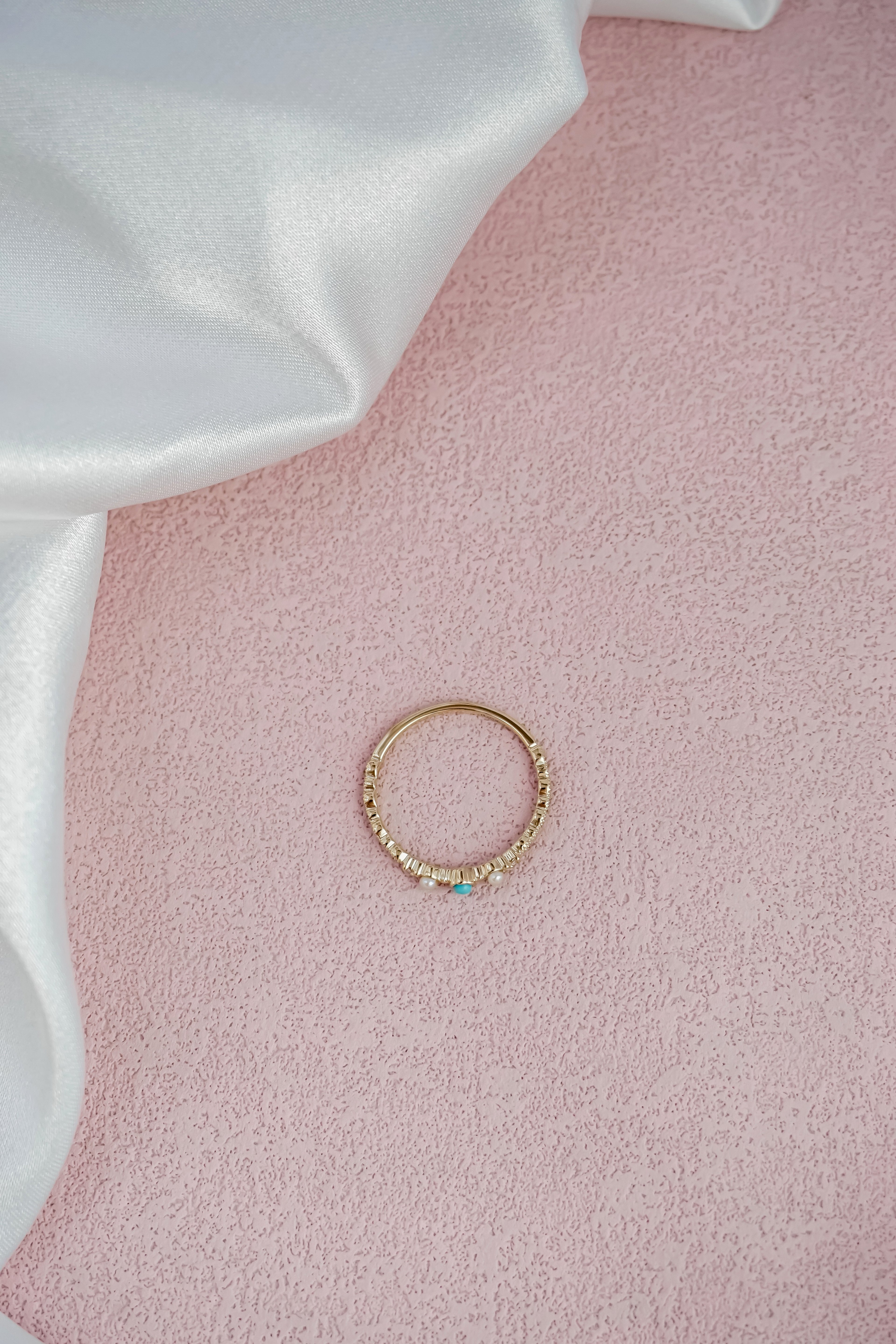 日本製10K金18K金綠松石珍珠鑽石戒指平放高拍