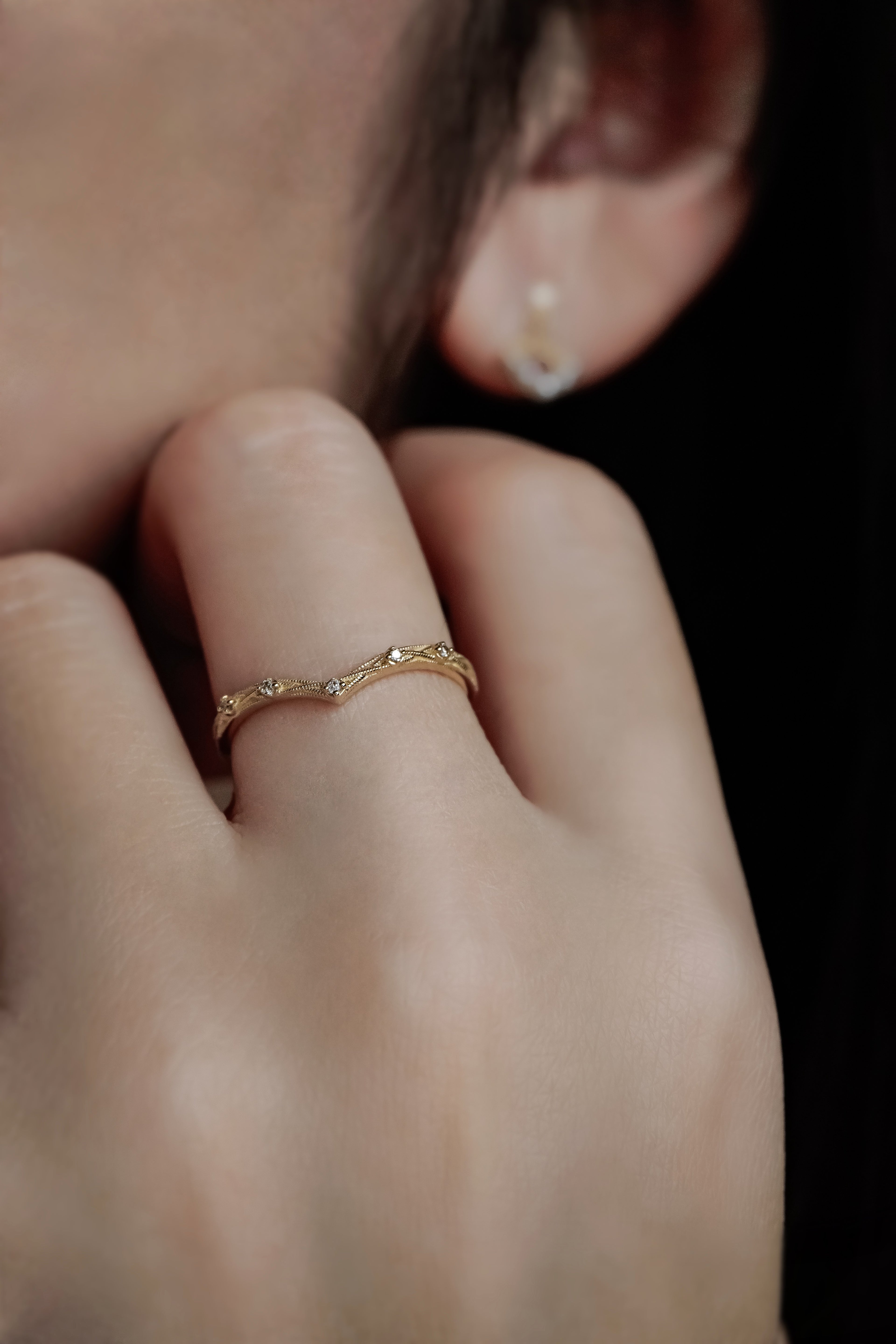 日本製10K金18K金V形鑽石戒指線戒真人佩戴效果圖近拍