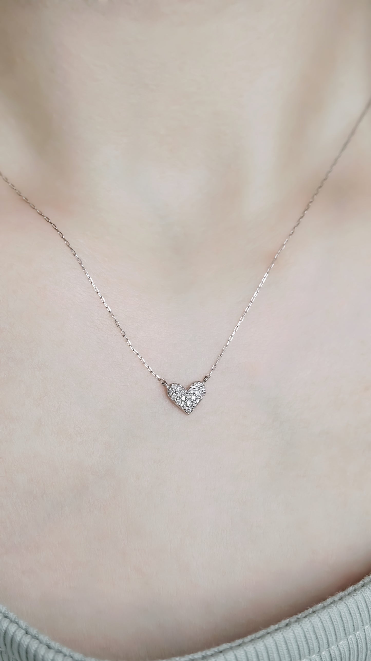 Platinum Pavé Diamond Heart Necklace