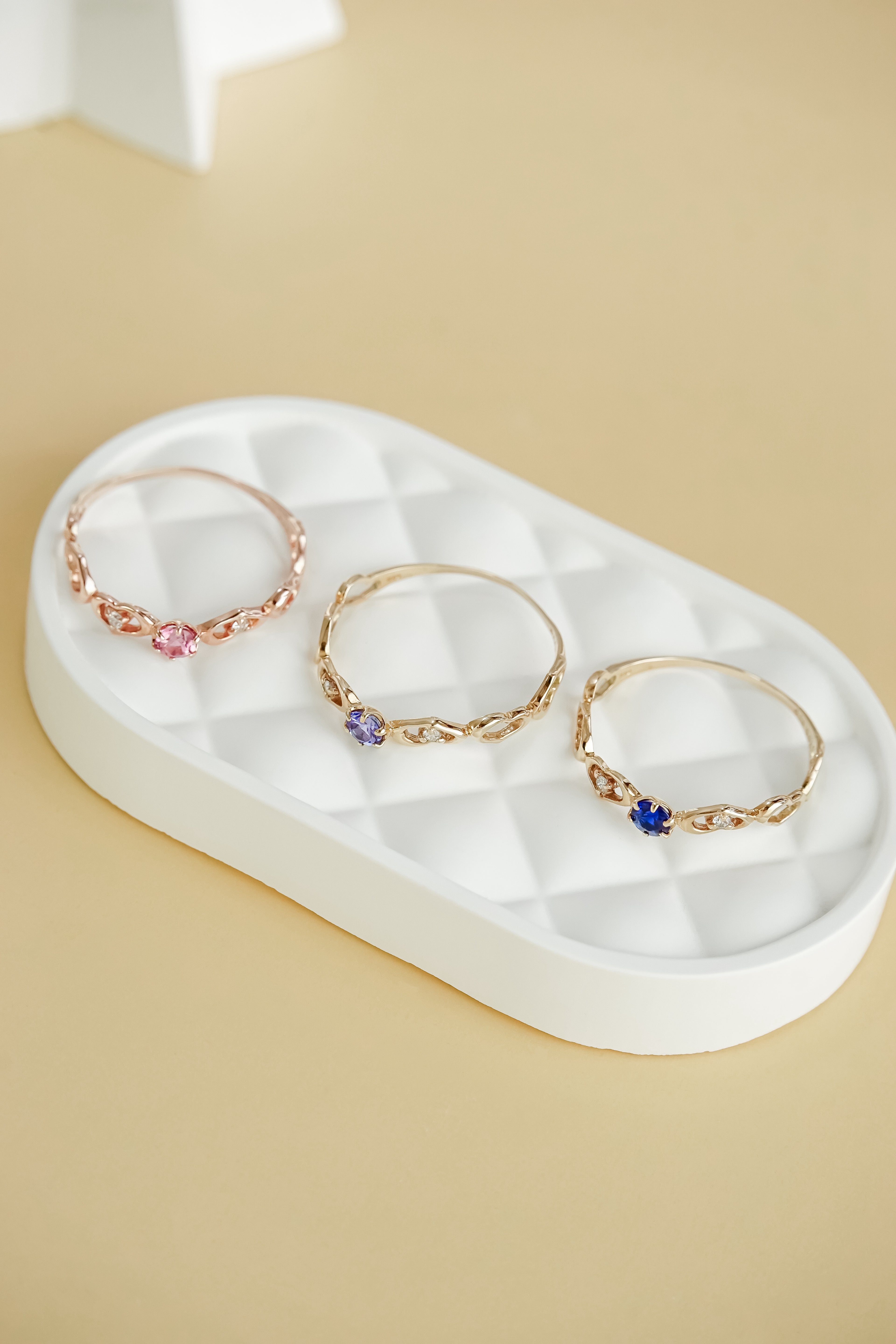 日系10K金彩寶藍寶石粉碧璽坦桑石戒指側拍