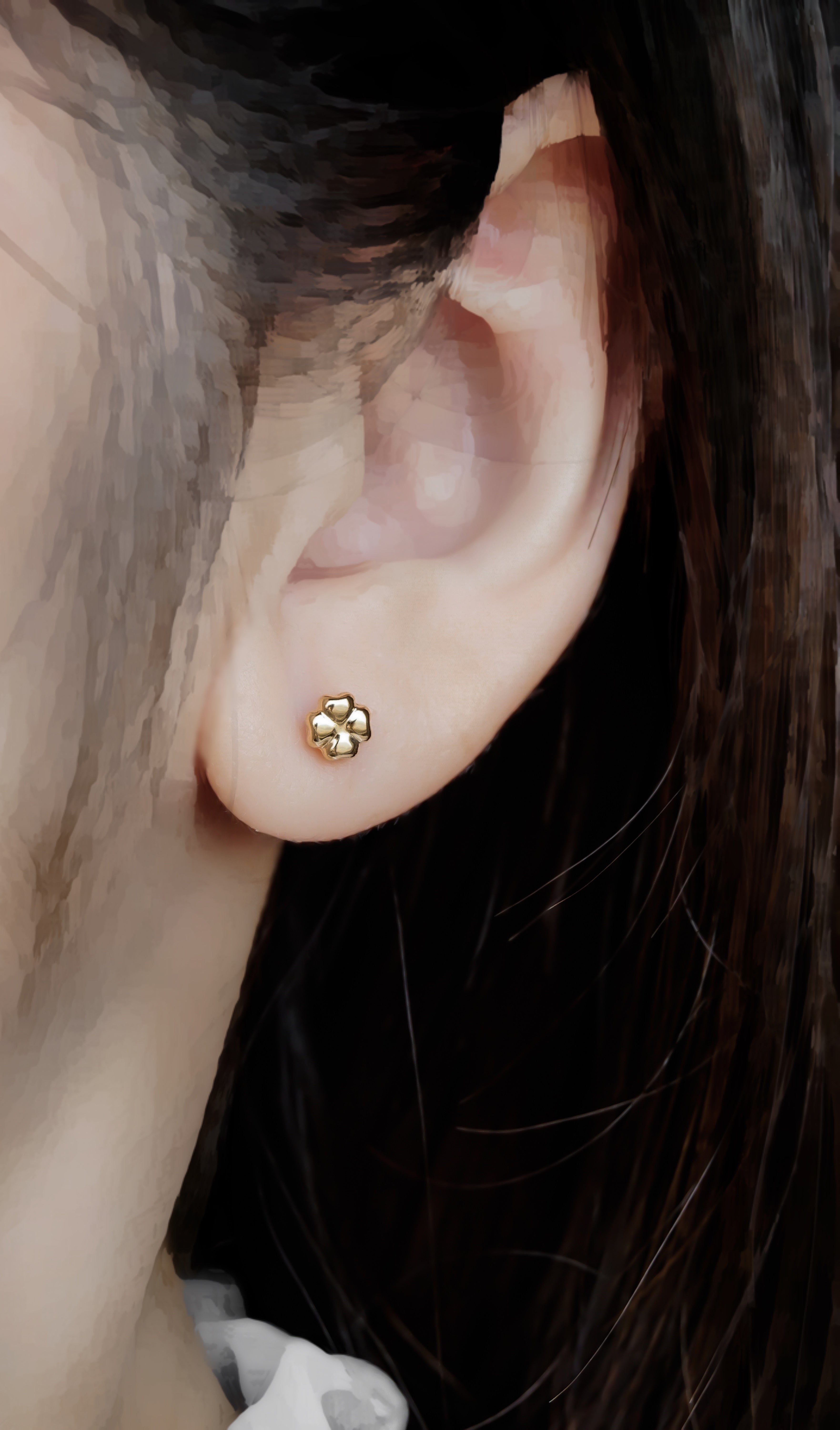 日本製18K金四葉草耳環耳釘真人佩戴效果圖近拍