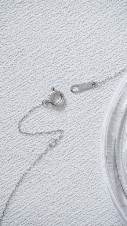 Platinum Pavé Diamond Heart Necklace