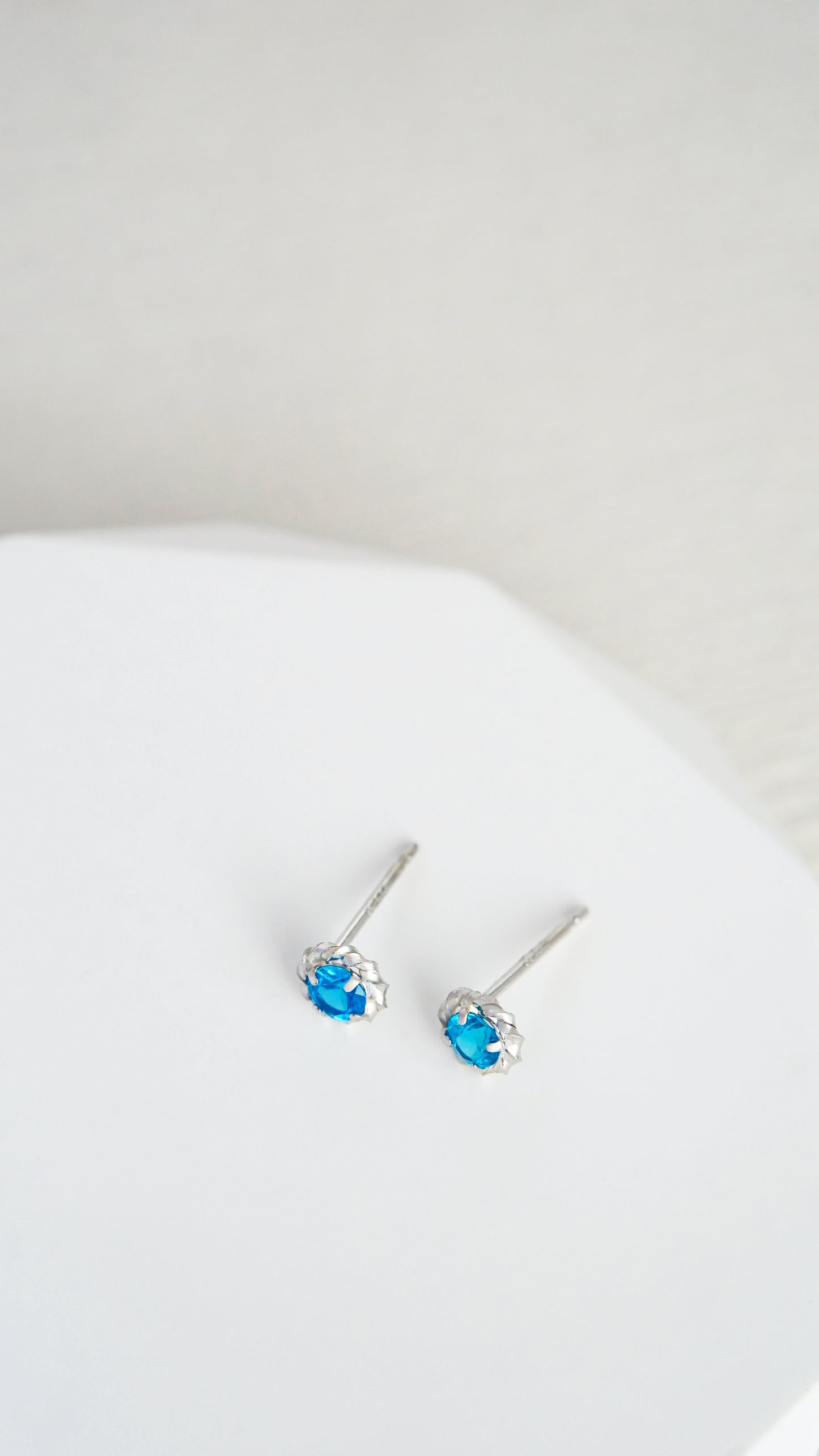 Platinum Neon Blue Apatite Earrings